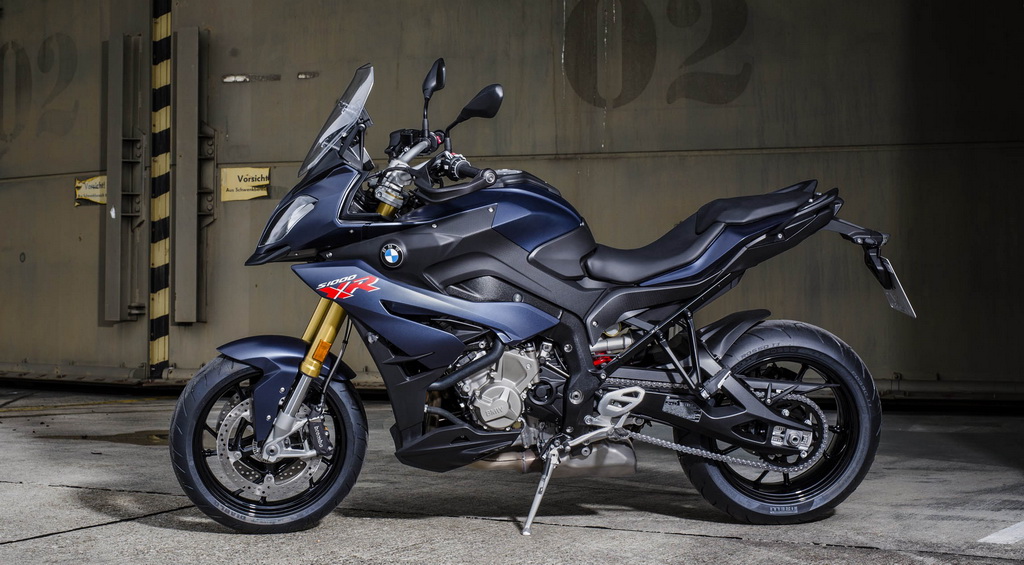 เปิดราคา Roadster สองรุ่นรวด BMW S 1000 R และ S 1000 XR