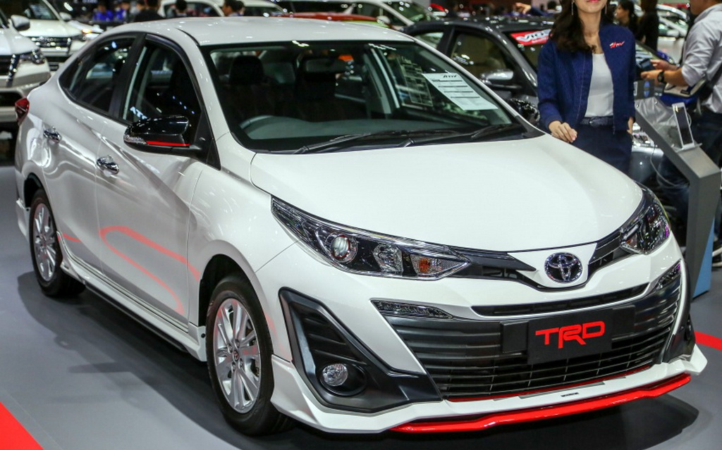 Toyota Yaris ATIV 2018 ใหม่ พร้อมชุดแต่ง TRD ในราคา 16,000 บาท ที่มอเตอร์โชว์