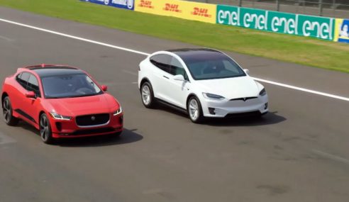 จับ 2 รถยนต์ไฟฟ้า มาแข่ง 0-100 ระหว่าง Tesla Model X ปะทะ Jaguar I-Pace EV ผลจะเป็นอย่างไร