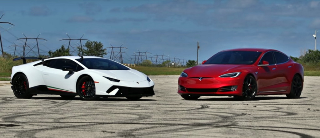 Tesla Model S P100D ปะทะ Lamborghini Huracan Performante