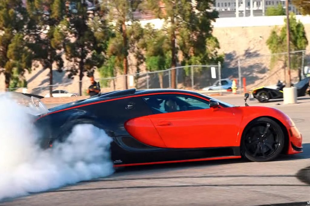 ว่างบวกกับเงินเหลือ เลยจับ Bugatti Veyron มาเปลี่ยนเป็นขับล้อหลัง เอาไว้ดริฟท์โดนัท