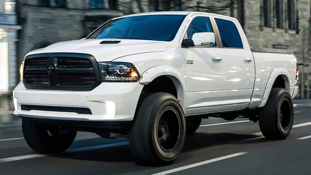 Ram 1500 Bigfoot Edition กระบะล้อโตกว่า 20 นิ้ว วิ่งไวถึง 550 แรงม้า