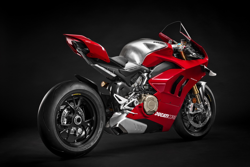 DUCATI เปิดตัว Panigale V4 R พร้อม 2 รุ่นใหม่ในงาน Motor Show 2019