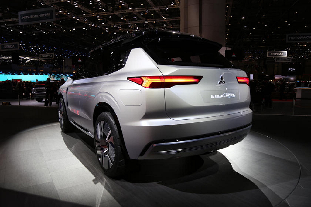 สลัดภาพจำเดิม ๆ ทิ้งไปเพราะ Mitsubishi เปิดตัวแนวคิดเอสยูวีใหม่ ที่เผยด้านคูล ๆ มาให้แฟน ๆ ได้เห็น