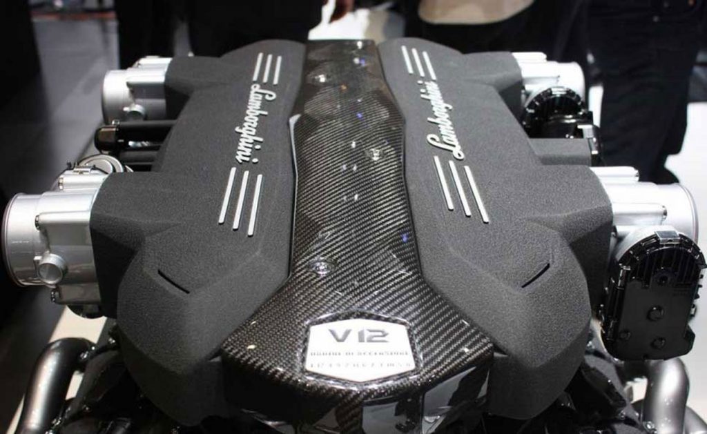 Lamborghini ยืนยัน ว่าจะยังยืดหยัดใช้เครื่อง V12 บนรถของค่ายต่อไป