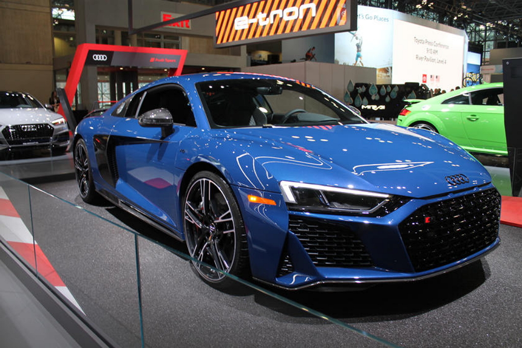 ปรากฏตัวแล้ว Audi R8 Decennium รุ่นฉลองครบรอบ 10 ปี อัพเลเวลเป็นซุปเปอรคาร์เครื่องวางกลางของค่าย