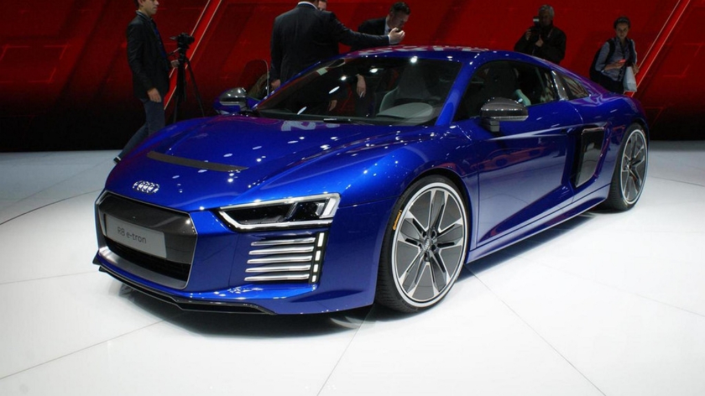 Audi E-Tron ในเวอร์ชัน Supercar จะไม่เกิดขึ้นแน่หากเทคโนโลยีแบตเตอรี่ยังไม่สำเร็จ