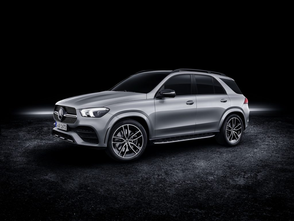 Mercedes GLE 580 กำลัง 483 แรงม้า พ่วงเครื่อง V8