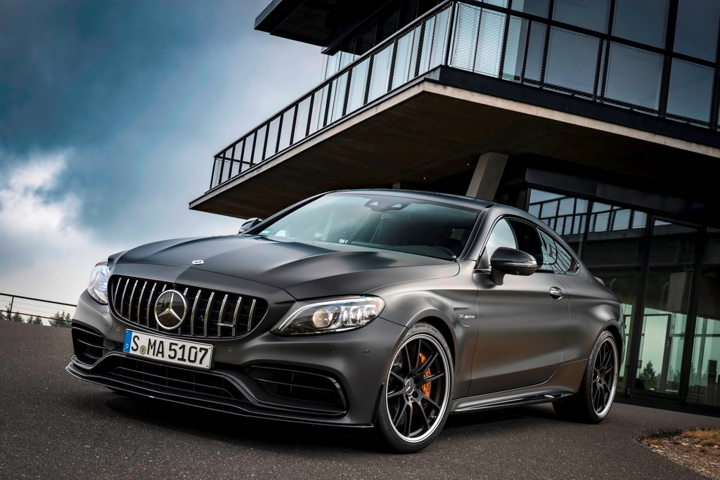 เมอร์เซเดส-เบนซ์ ส่งยนตรกรรมสปอร์ตคูเป้ Mercedes-AMG C 63 S Coupé โฉมใหม่ เสริมทัพพอร์ตโฟลิโอเมอร์เซเดส-เอเอ็มจี