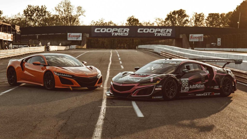 ชมการทรานฟอร์ม Acura NSX ให้ผงาดในรูปแบบ GT3 ที่ดุดันขึ้นในสนามแข่ง