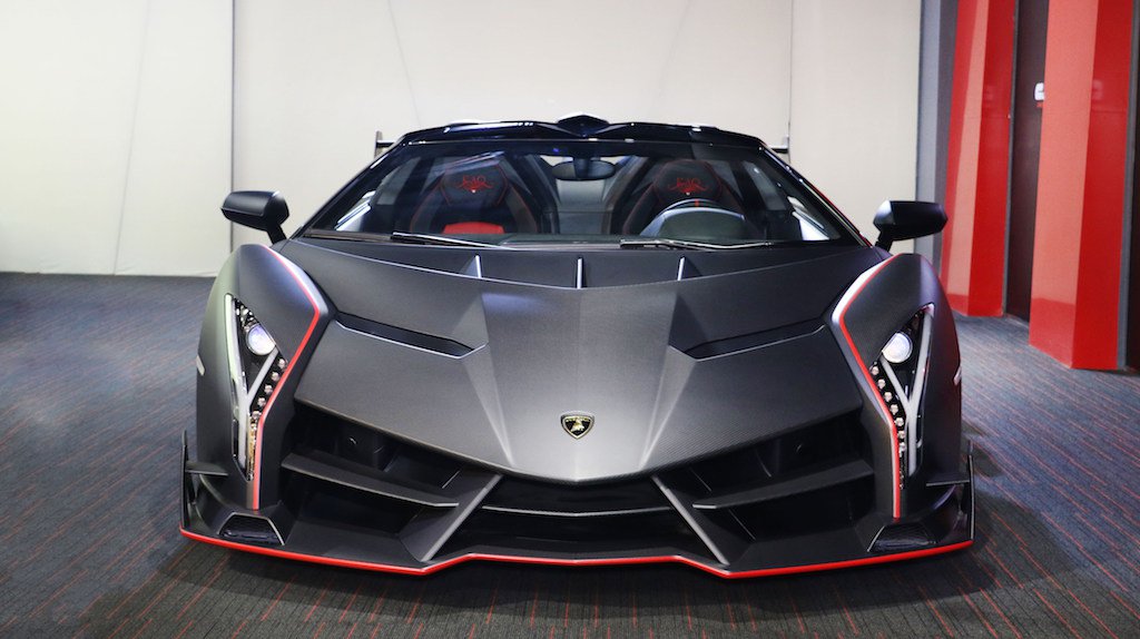 Veneno Roadster แรร์ไอเท็มรุ่นพิเศษ มีเพียง 9 คัน โผล่ประกาศขายในดูไบ