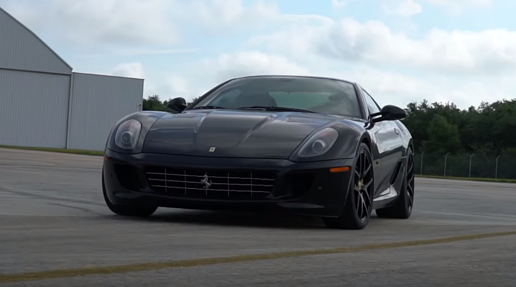 ชม Ferrari 599 GTB ทำความเร็ว 200 ไมล์/ชั่วโมง ในระยะทางกว่า 2.7 ไมล์