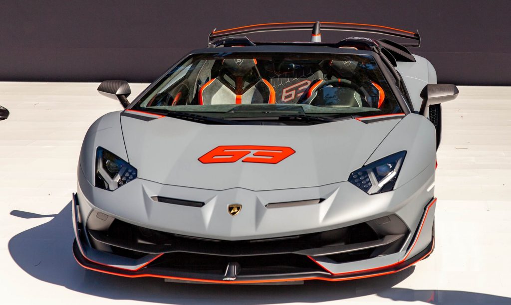 สุดยอดกระทิงดุรุ่นพิเศษ ทั้ง Aventador และ Huracan แห่ยกทัพโชว์ตัวใน Monterey