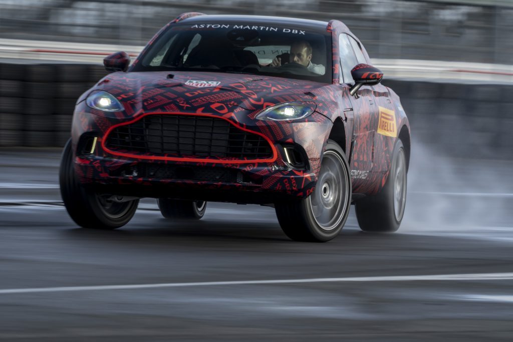 Aston Martin DBX เผยมาพร้อมเทอร์โบคู่ 8 สูบ 542 แรงม้า