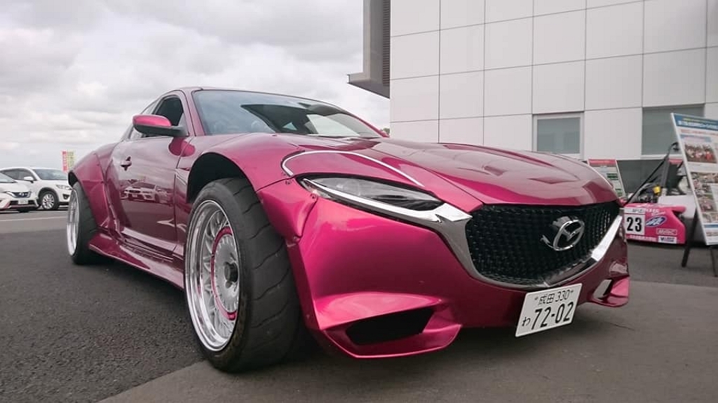 แปลงโฉม Mazda RX-8 ธรรมดา ให้เหมือนแนวคิด RX-Vision Concept ของค่าย