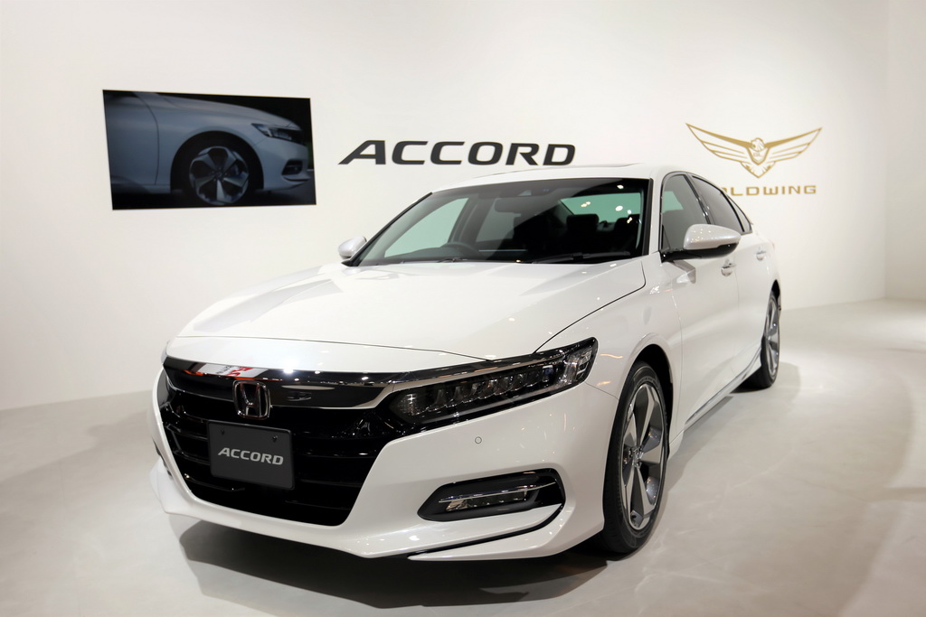 Honda Accord ใหม่ เจเนอเรชันที่ 10 กระแสตอบรับดีเยี่ยม ยอดจอง 2 รุ่น ทะลุ 6,000 คัน ภายใน 4 เดือน