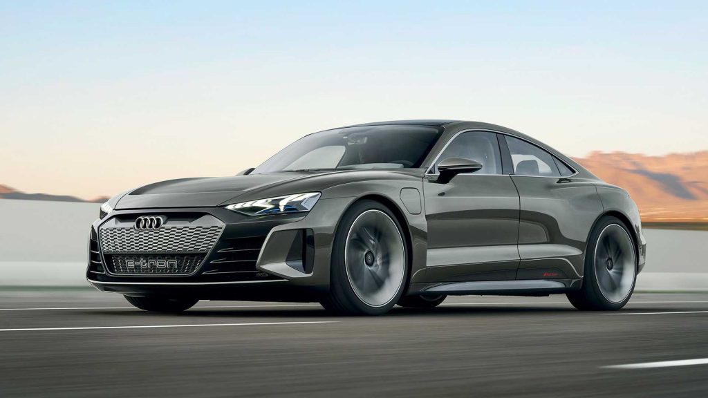 Audi เตรียมเปิดตัวโมเดลพลังไฟฟ้า RS E-Tron GT และ R8 E-Tron
