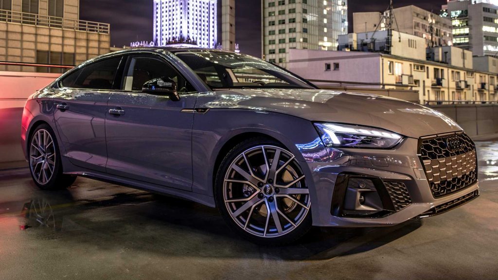 เรียกได้ว่าโดดเด่นสุดแล้วในรุ่น Audi A5 Sportback ปรับโฉมใหม่ มามัดใจสาวกซีดาน 4 ประตู