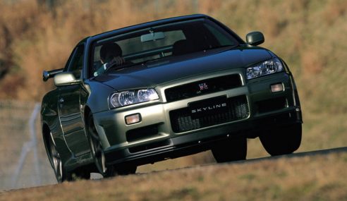 เห็นราคาแล้วแทบบ้า กับ Nissan Skyline GT-R ที่ยิ่งเก่า ราคายิ่งเพิ่มขึ้นไม่ยอมตก