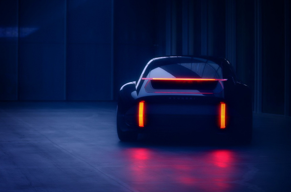 ฮุนไดเตรียมเผยโฉมรถยนต์พลังงานไฟฟ้าต้นแบบรุ่นล่าสุด “Hyundai Prophecy” ที่งานเจนีวา มอเตอร์ โชว์