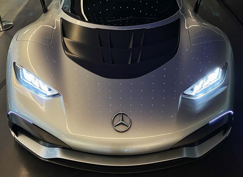 แอบส่อง Mercedes-AMG One ถึงสำนักงานใหญ่ Mercedes ที่ใกล้เข้าสู่การผลิตเร็ว ๆ นี้