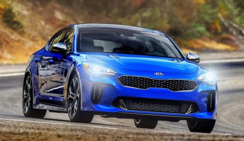 ภาพหลุด Kia Stinger รุ่นใหม่ มาพร้อมท่อขนาดใหญ่ คาดทำมาเพื่อรองรับตัวท็อป 400 แรงม้า