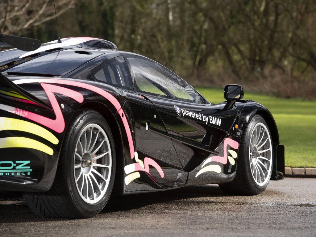 McLaren F1 GTR Longtail สุดยอดรถวิ่งถนน ที่มีราคาแพงหูฉี่ สนนราคา 400 กว่าล้าน