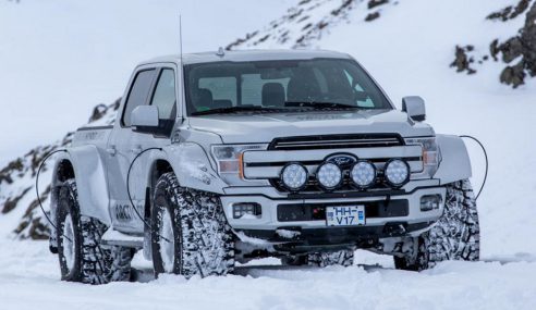 Ford F-150 AT44 อัพเกรดพิเศษมาเพื่อนลุยหิมะโดยเฉพาะ เสริมด้วยล้อขนาดใหญ่กว่า 44 นิ้ว