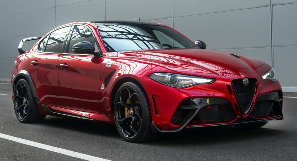 ซุปเปอร์ซีดาน Alfa Romeo Giulia GTAm กำลัง 500 กว่าแรงม้า สนนราคา 6.2 ล้านบาท