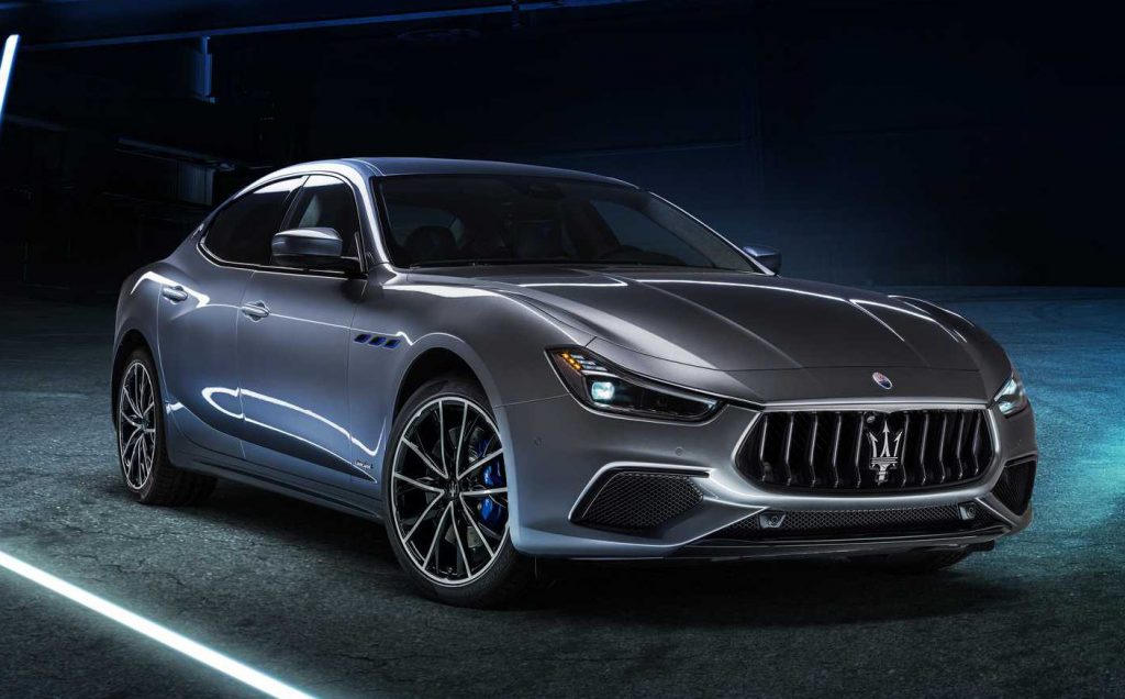 Maserati Ghibli ขุมพลังไฮบริด มันคือซีดานธรรมดา ที่ไม่ธรรมดา กำลัง 330 แรงม้า