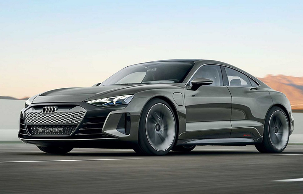 Audi E-Tron GT ใหม่ รถไฟฟ้าที่ทางค่ายใส่เสียงเครื่องยนต์เข้าไปเพื่อให้ผู้ขับสัมผัสได้ถึงฟิลลิ่ง