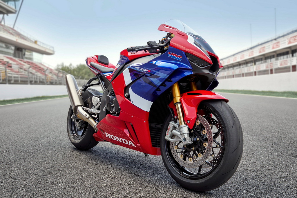 ฮอนด้าเปิดตัว All New CBR1000RR-R FIREBLADE และ New CBR600RR รถสปอร์ตระดับท็อปคลาส