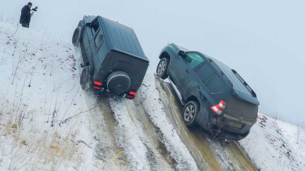SUV จากยุโรป ญี่ปุ่นและรัสเซีย คันไหนจะสามารถผ่านขึ้นเนินเขาหิมะที่สูงชันได้บ้าง