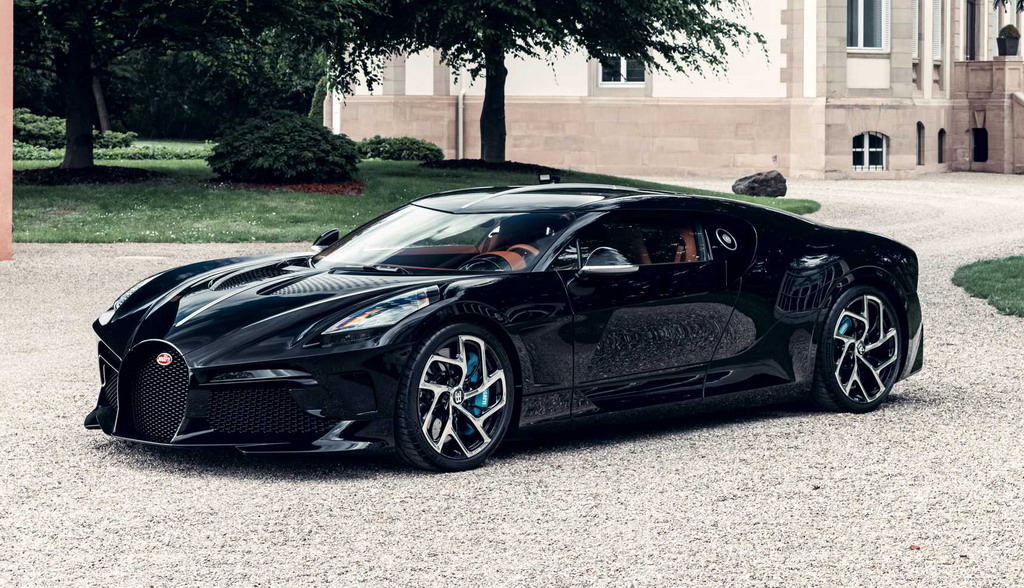 Bugatti La Voiture Noire โฉม Final Version มูลค่า 400 ล้านบาท