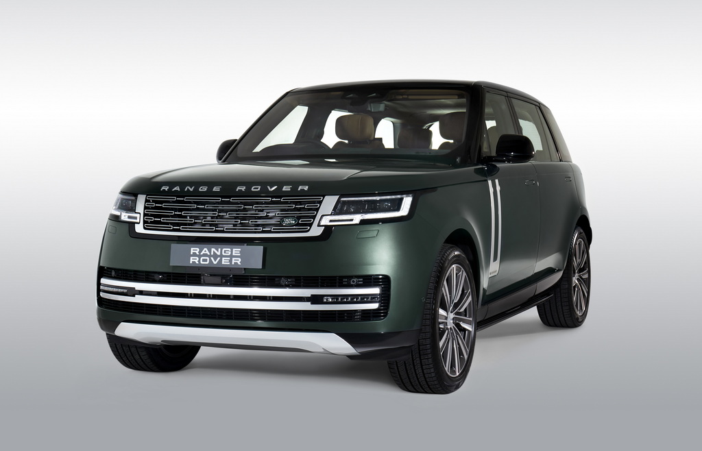 แลนด์โรเวอร์เปิดตัว New Range Rover สร้างนิยามใหม่ของการเดินทางที่หรูหรา