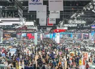 ครึ่งทาง “บางกอก มอเตอร์โชว์” ผู้บริโภคแห่ตอบรับรถ xEV ดันยอดจองโต 29%